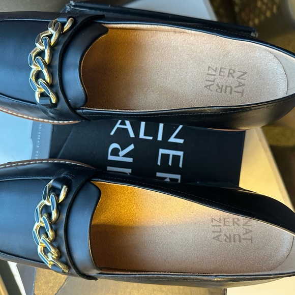 Naturalizer Elegant Black Leather Loafers size 12 wide - Picture 5 of 12